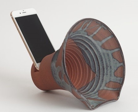 tech gifts_clay speaker